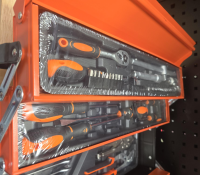 Werkzeugkoffer für Handwerker und Hobby 85-tlg. Orange/Schwarz