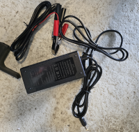 Bremsenentlüfter und Kupplung Entlüftungsgerät 3 in1 mit Akku und Adapter Set